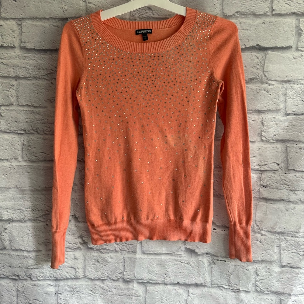 PREOWNED EXPRESS RHINESTONE FRONT CORAL LONG SLEEVE SWEATER WOMENS XS